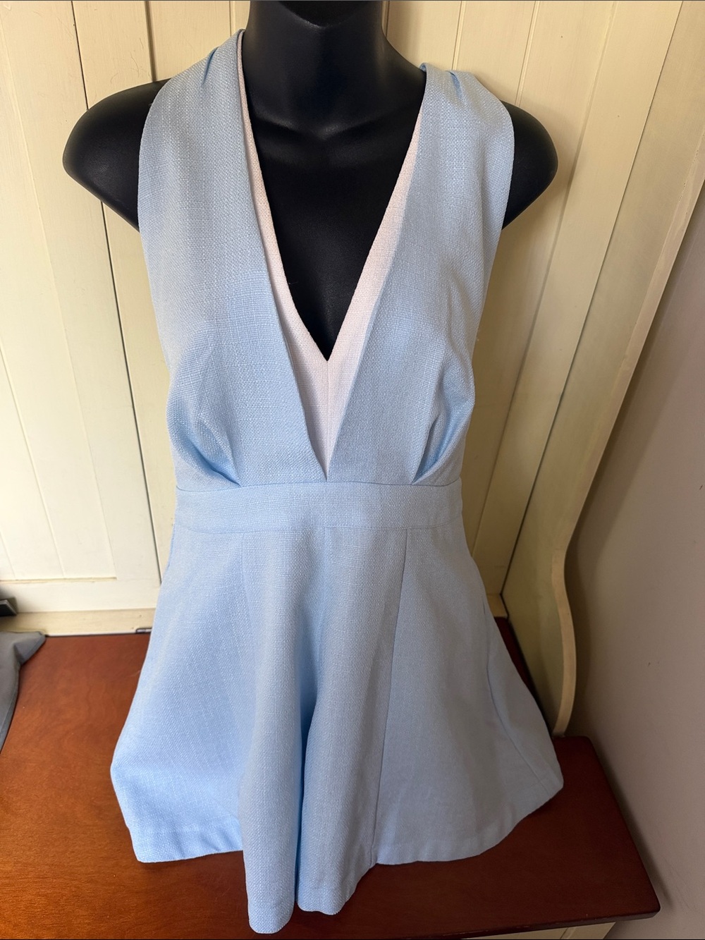 Mustard Seed Light Blue Sleeveless V-Neck romper nwt